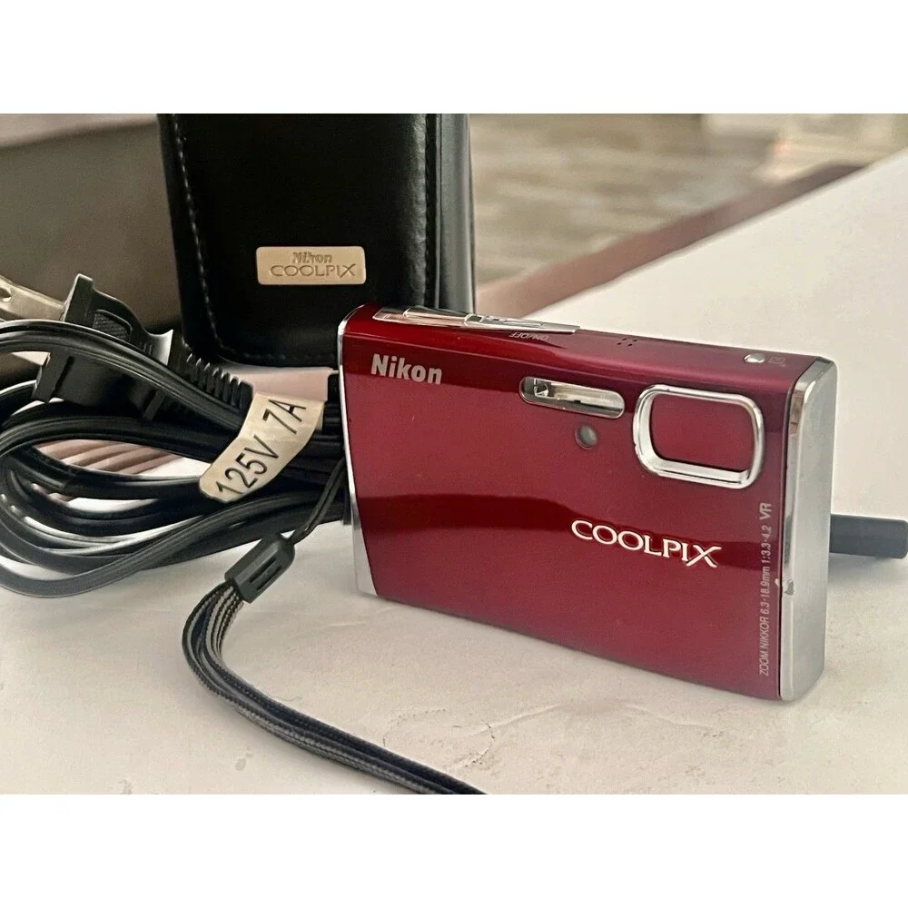 Nikon Coolpix S52 Red Digital Camera 9MP VR w/ Charger Battery SD Card Case